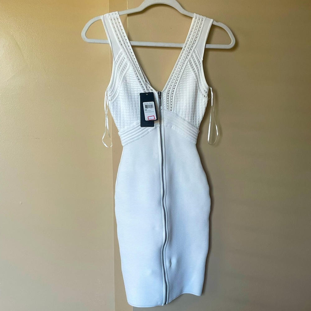 Seashell Off-white Multi🤍 - Picture 2 of 16